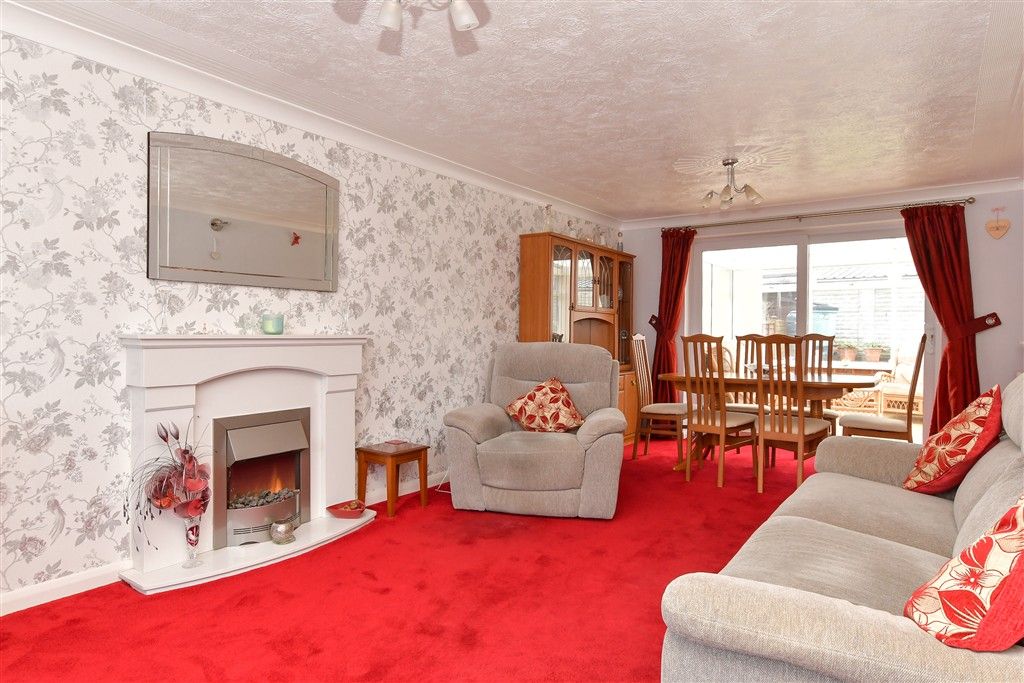 Property photo 2 of 11 Lounge/Diner