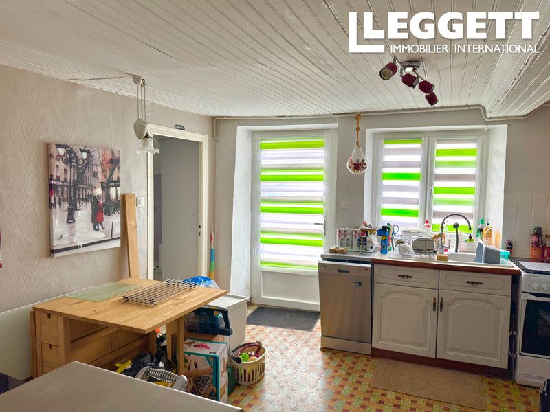 Property photo 3 of 10