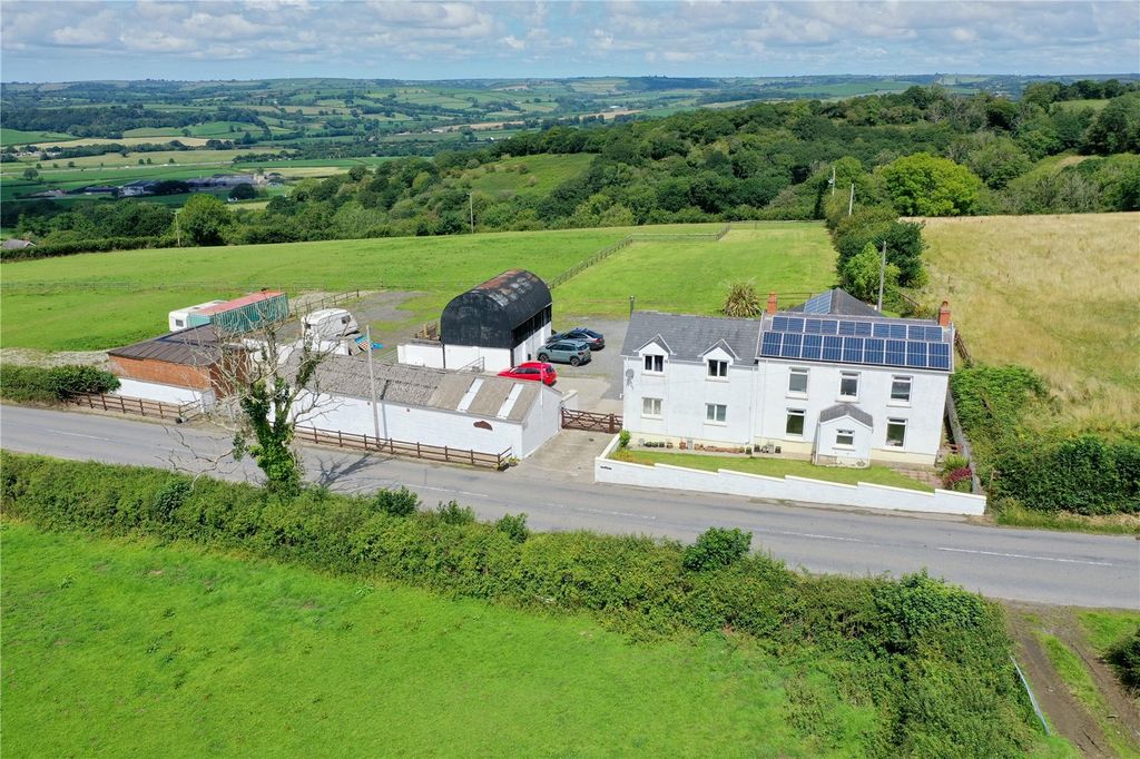 Property photo 1 of 33 Picture No. 24