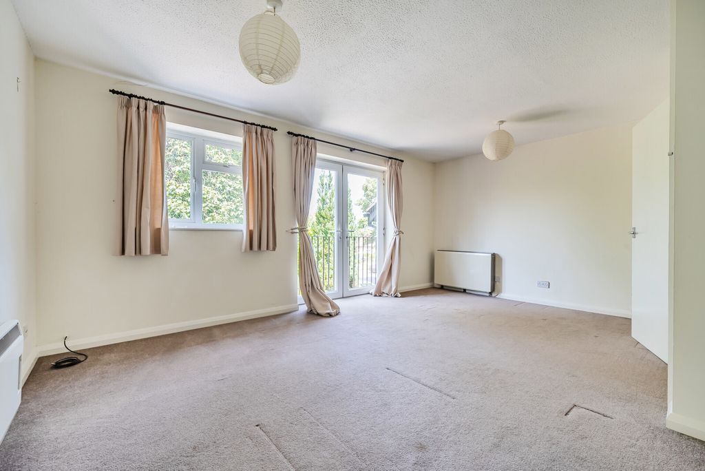 Property photo 3 of 20 1310877-5-684c1B6...