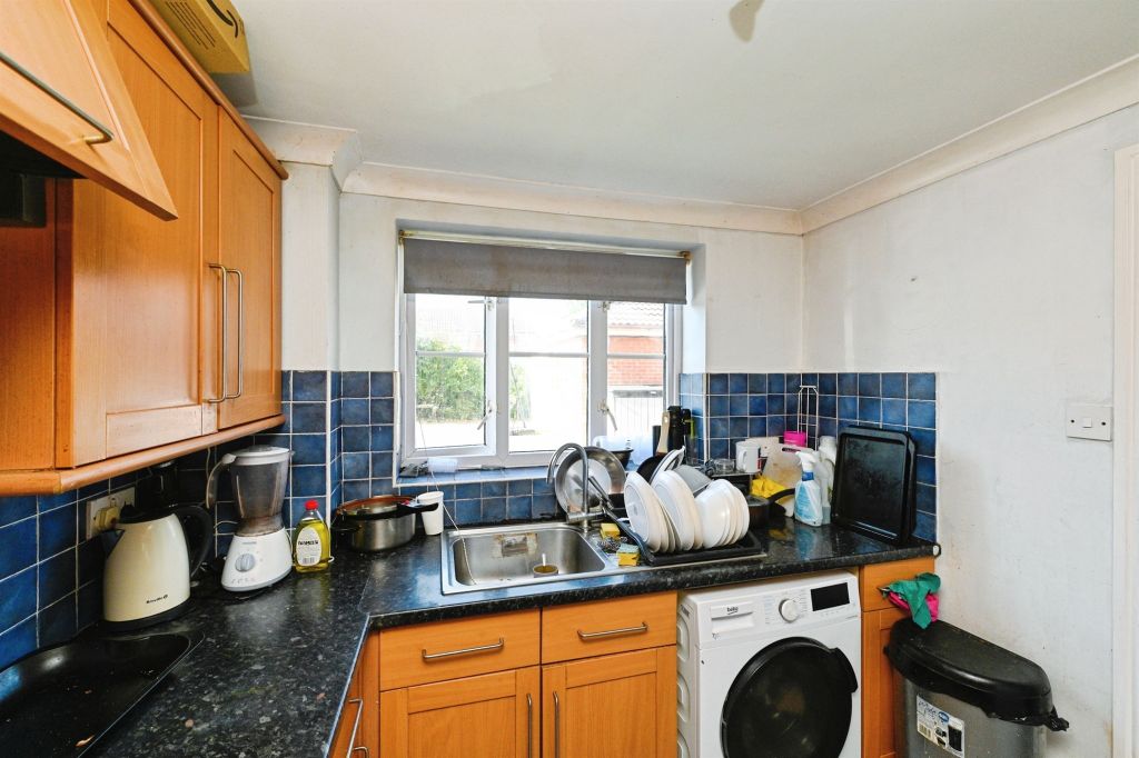 Property photo 3 of 14