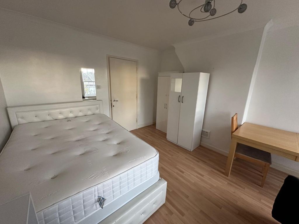 Property photo 2 of 13 2.Jpg