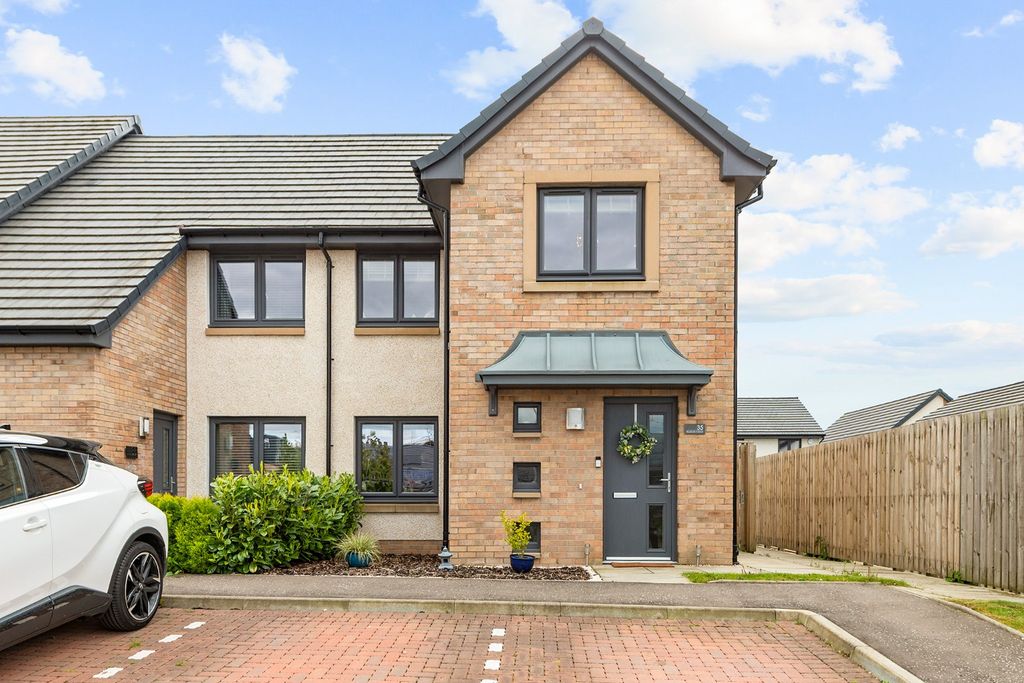 Property photo 1 of 27 5106810