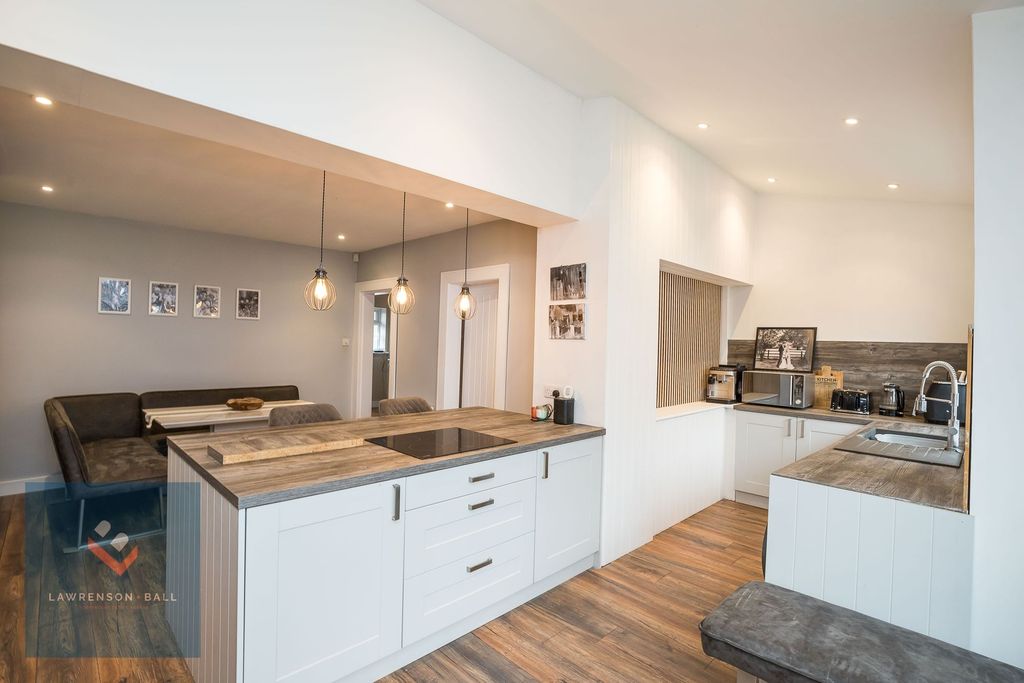 Property photo 2 of 20 Kitchen/Diner