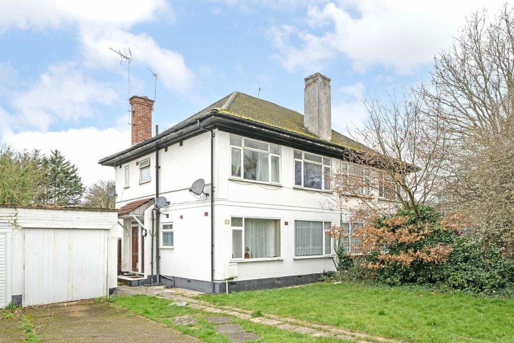 Property photo 1 of 6