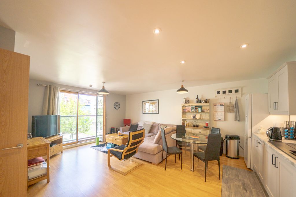 Property photo 2 of 11 Dsc00556-Hdr