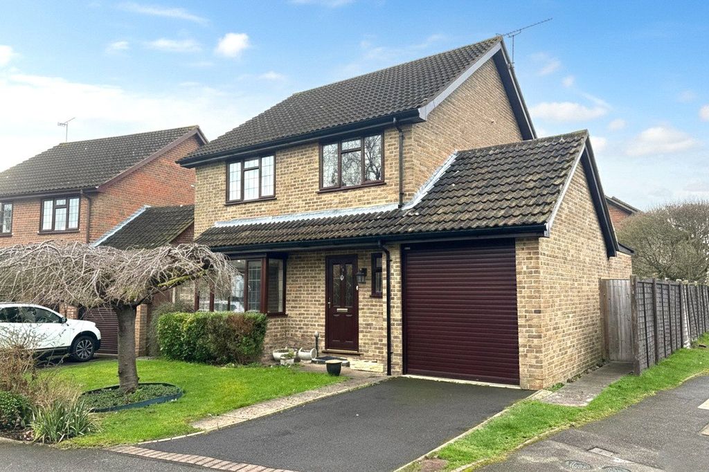 Property photo 1 of 14 Front