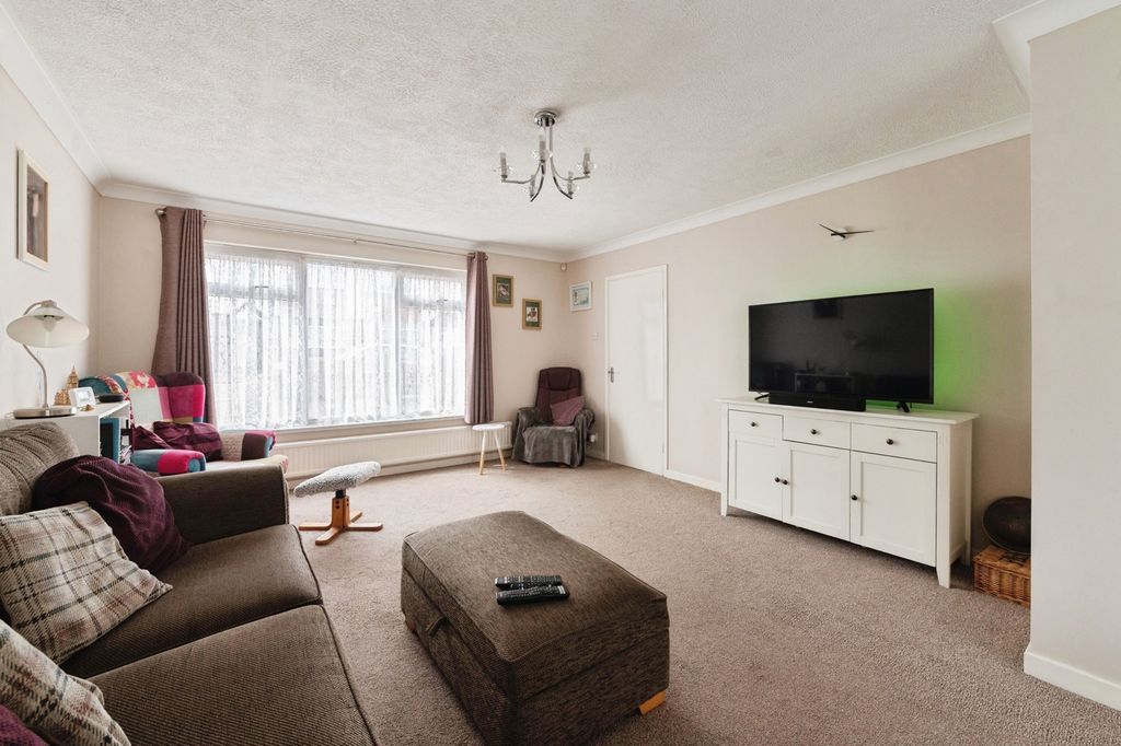 Property photo 2 of 19 Pbox-Img.Jpg
