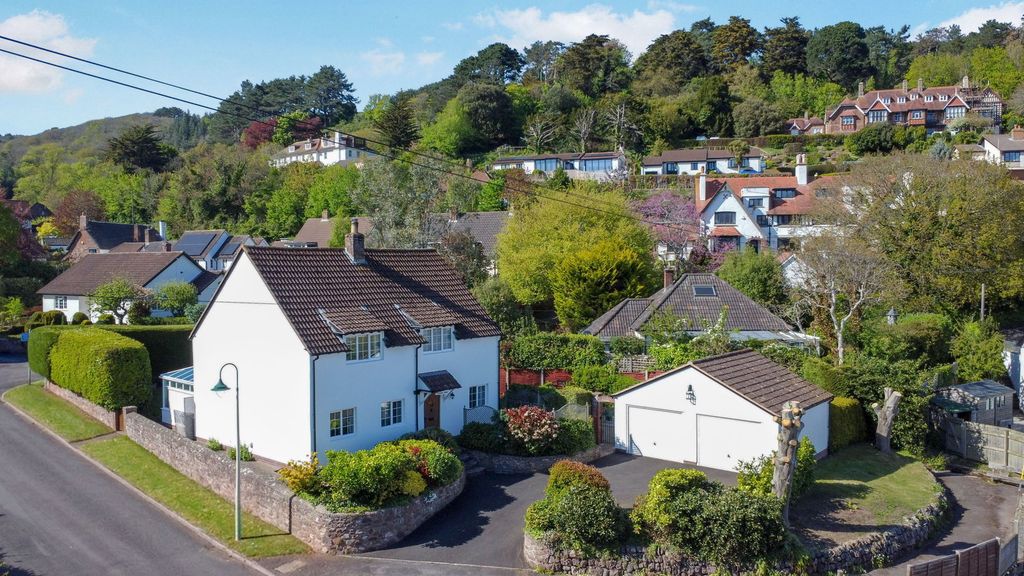 Property photo 1 of 34