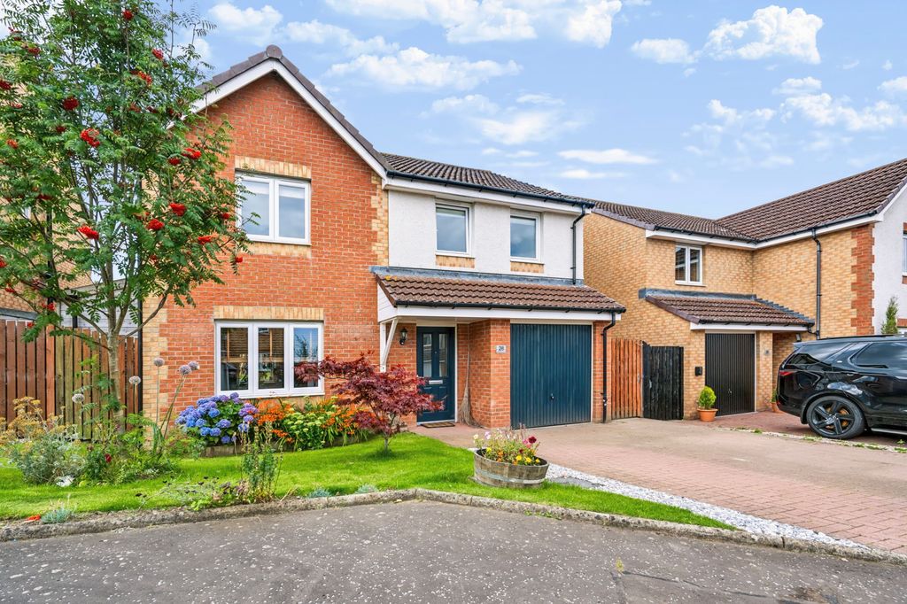 Property photo 1 of 51