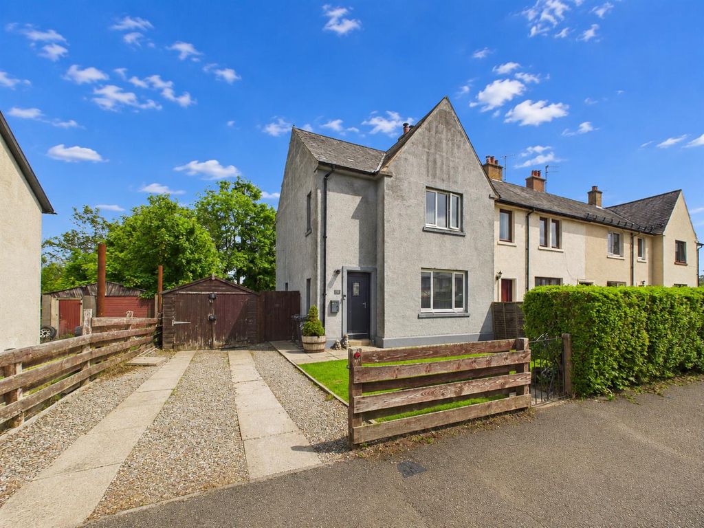 Property photo 1 of 19 Outside
