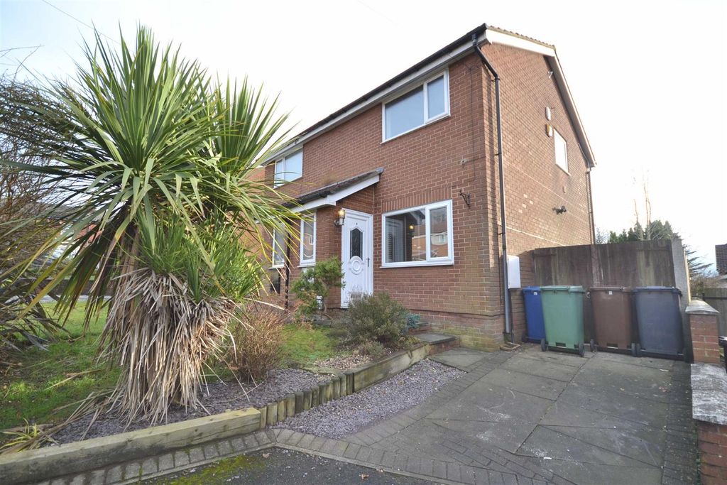 Property photo 1 of 12