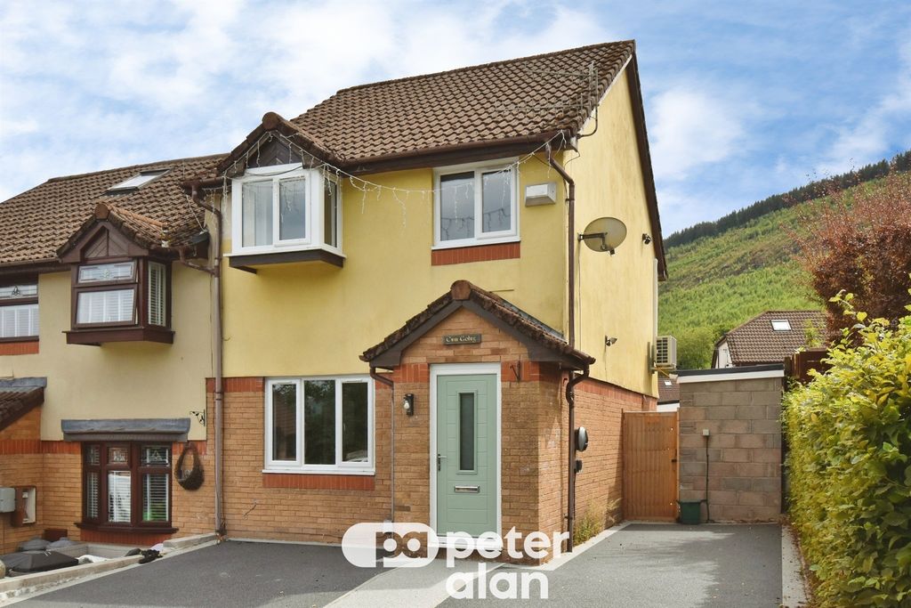 Property photo 1 of 21