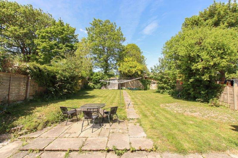 Property photo 3 of 12 Photo 13