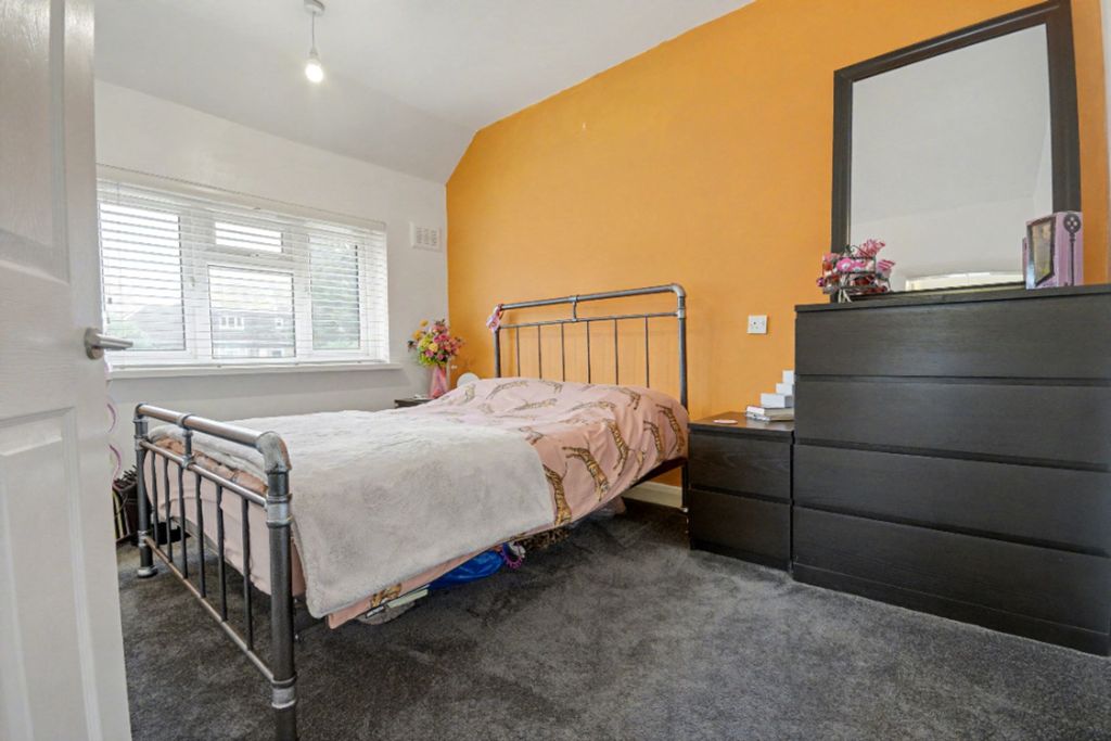 Property photo 3 of 15 Bedroom 1