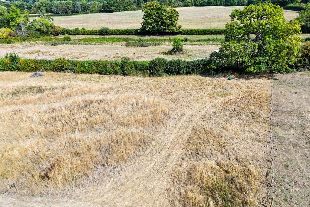 Property photo 2 of 6