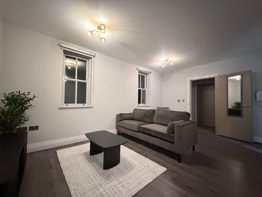 Property photo 2 of 11 Img_1075 3