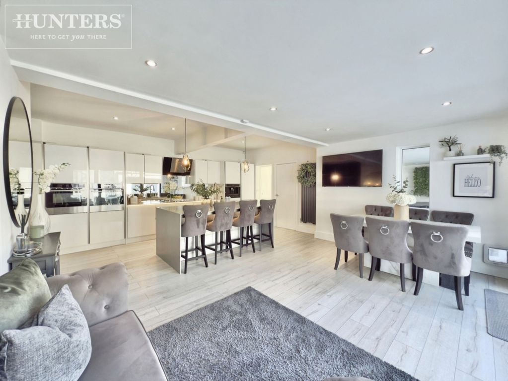 Property photo 3 of 29 Pbox-Img.Jpg