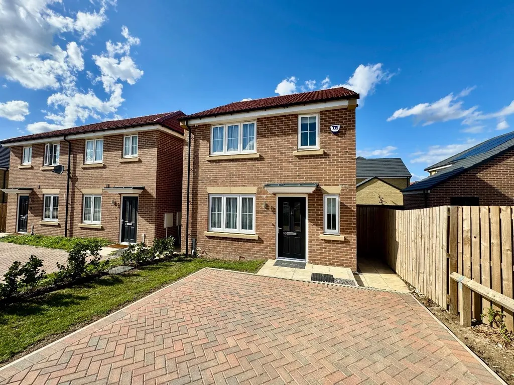 Redpath Gardens, Eston, Middlesbrough TS6 – pohled 3