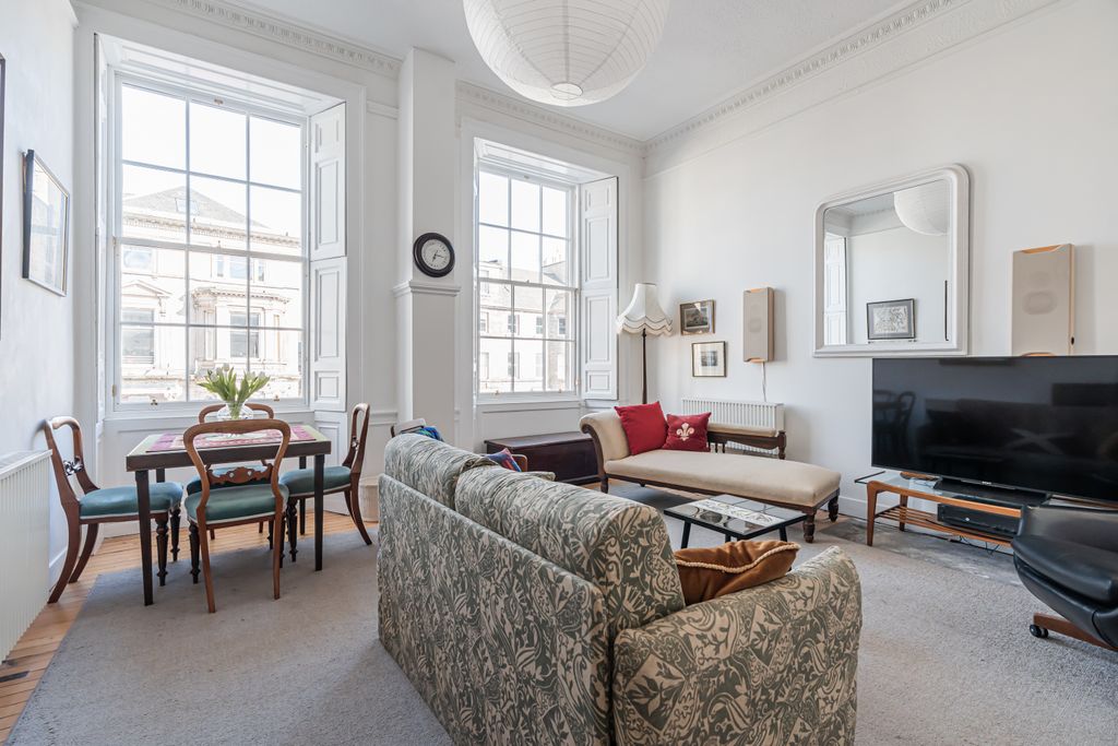 Property photo 2 of 18 Property Image 2