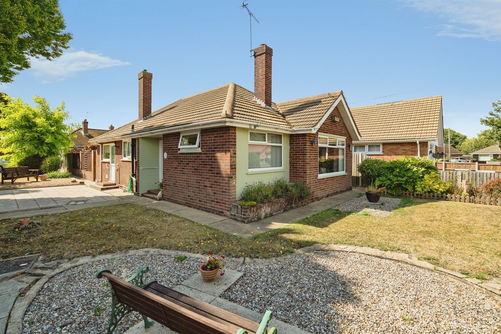 Property photo 1 of 15