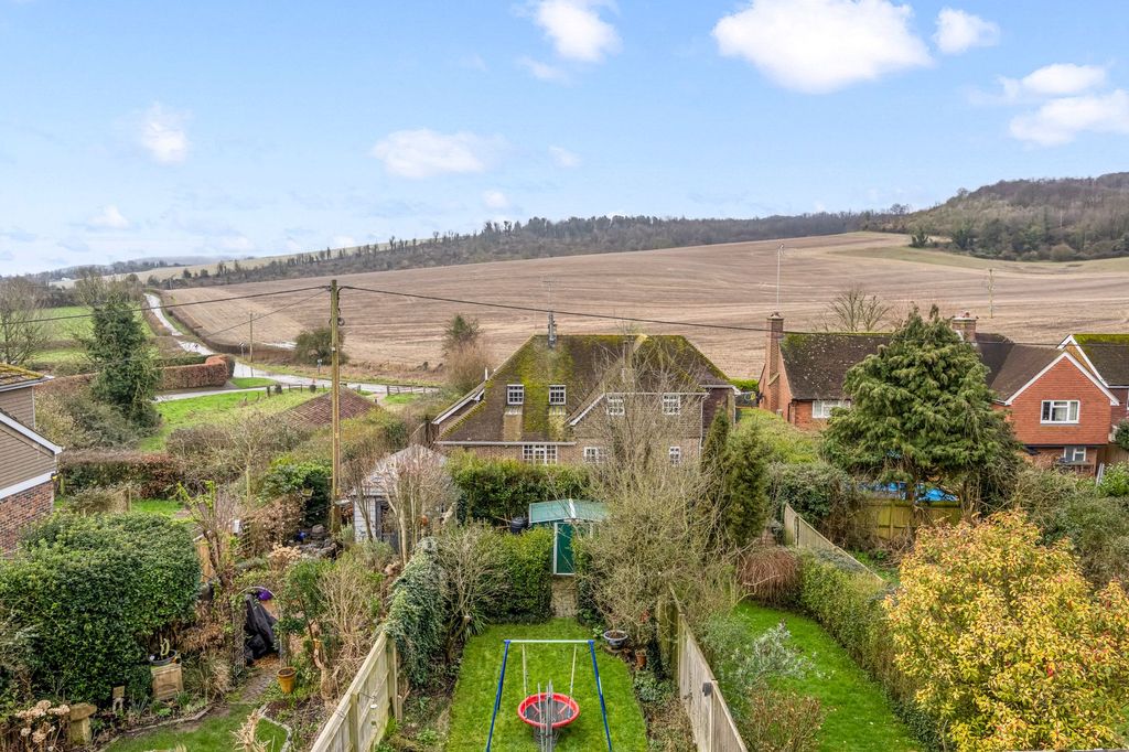 Property photo 3 of 16