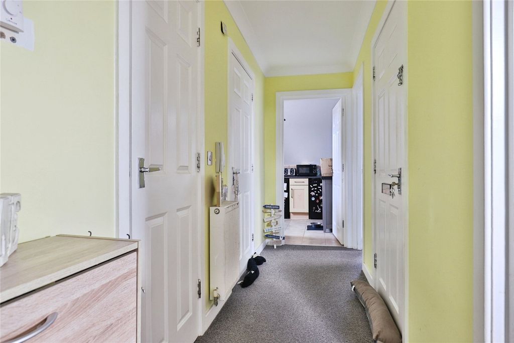 Property photo 3 of 13 Picture No. 17