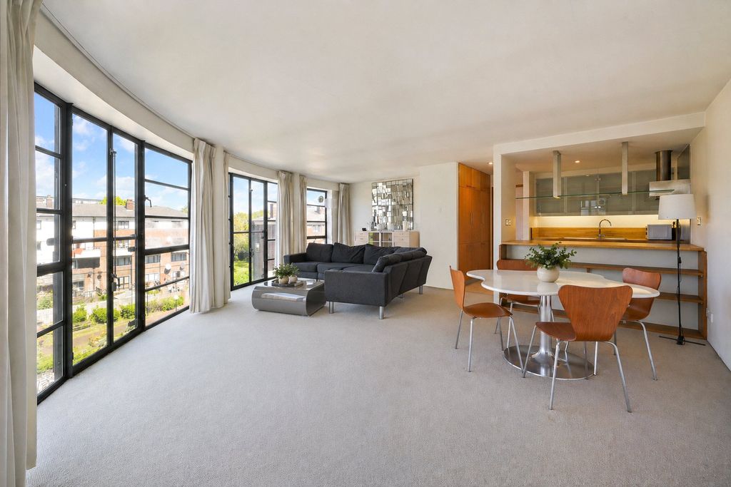 Property photo 3 of 12 Picture No. 58