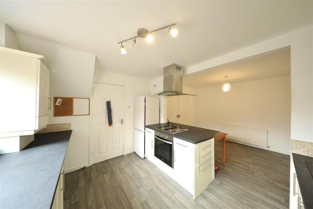Property photo 2 of 28 Wmyybde9Zew0Gojgf2P1Bq.Jpg