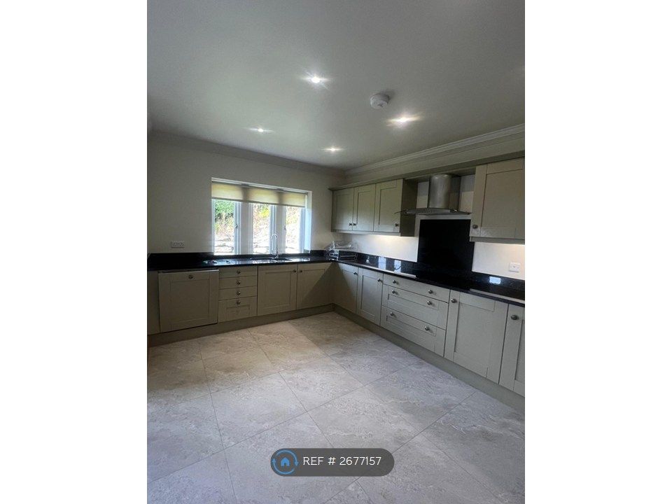 Property photo 3 of 26