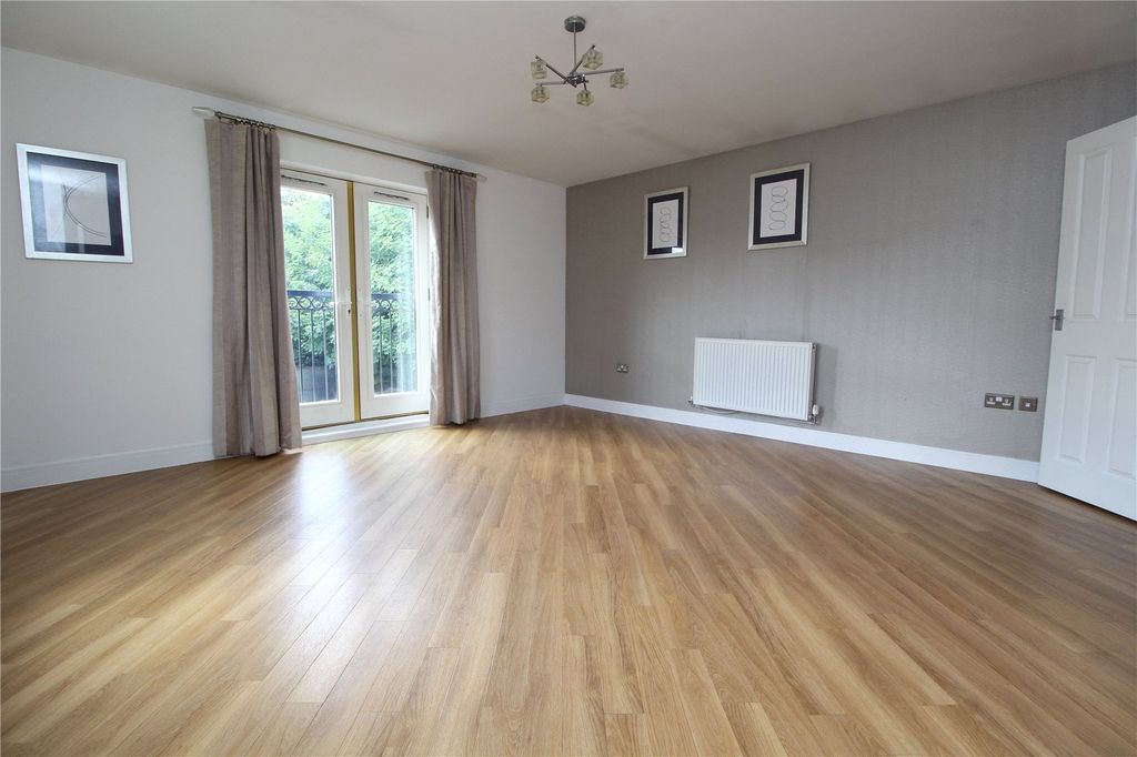 Property photo 2 of 9 Lounge View 1