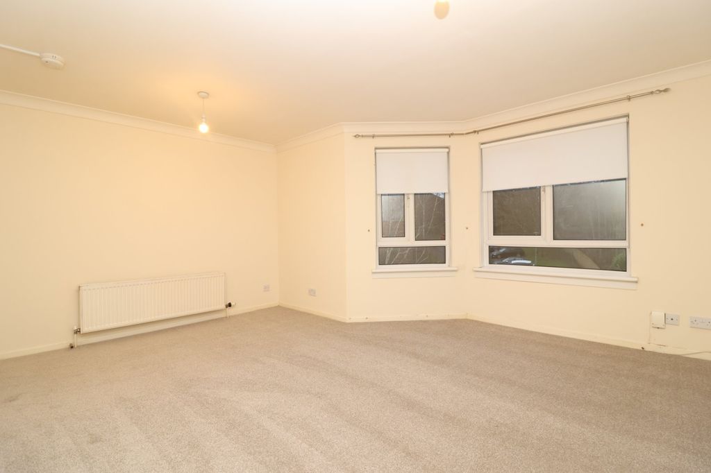 Property photo 3 of 11 Picture No. 19