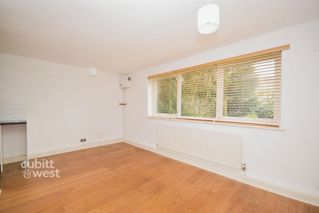 Property photo 2 of 10 07Eac354-1113