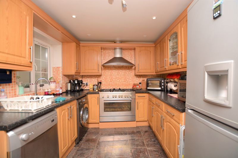Property photo 3 of 11 Photo 5