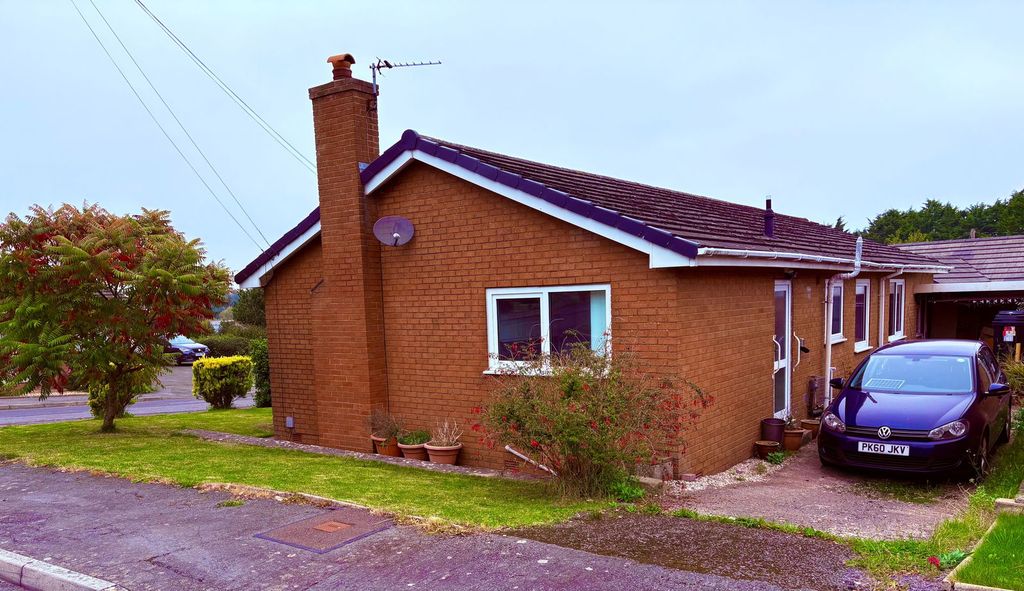 Property photo 2 of 15