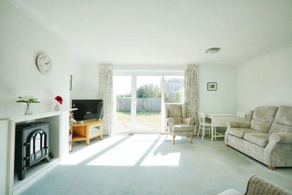 Property photo 2 of 17 Photography