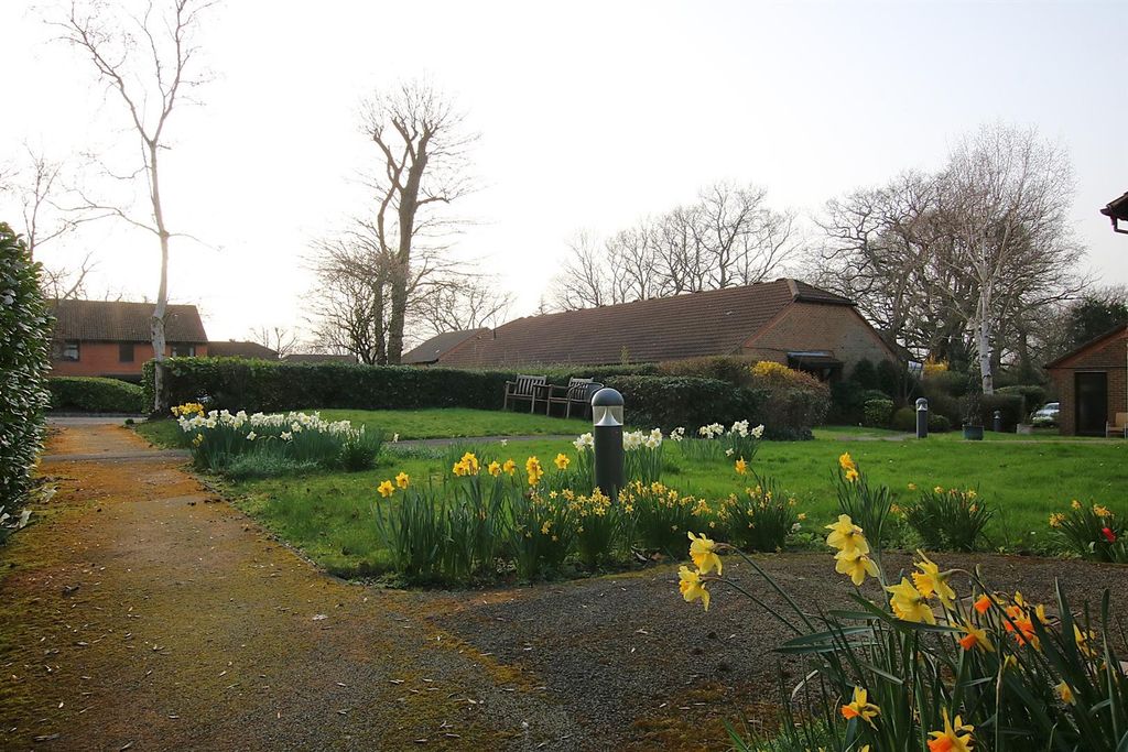 Property photo 2 of 11 Img_0872.Jpg