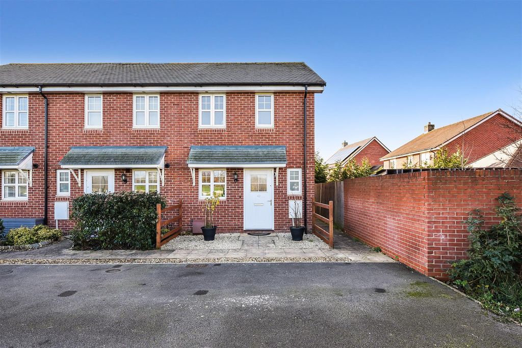 Property photo 1 of 18 Ph26_6313037.Jpg