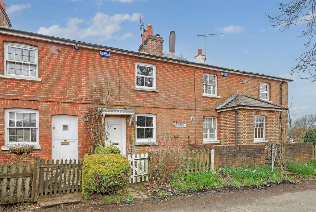 Property photo 2 of 18