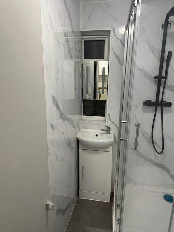 Property photo 2 of 8 Photo 2