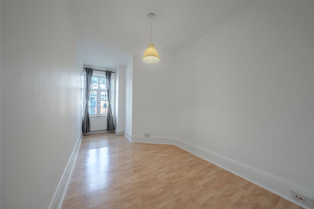 Property photo 3 of 14 Picture No. 38