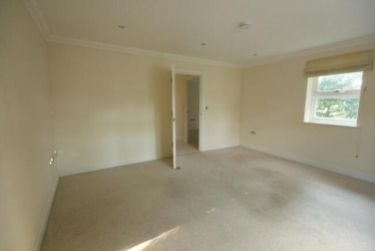 Property photo 2 of 6 Living Room