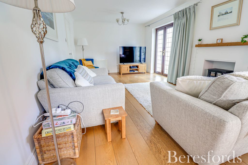 Property photo 3 of 25 Picture No. 04