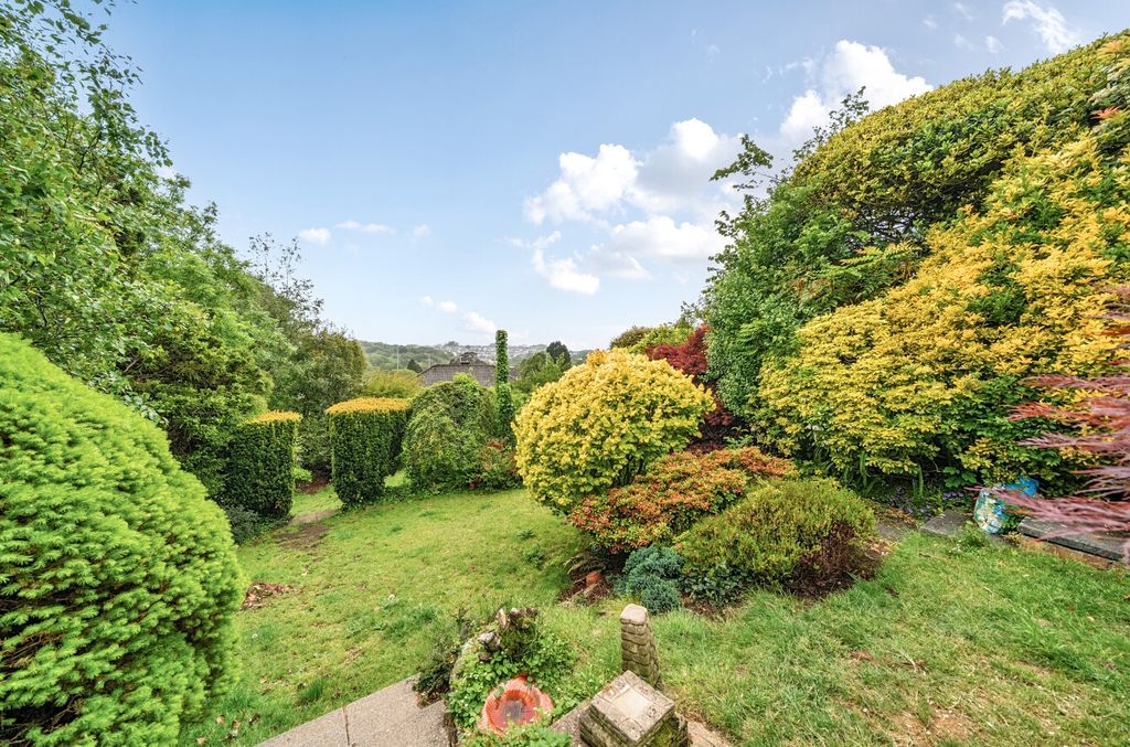 Property photo 3 of 23 1466484-3-6A0Ca8c...