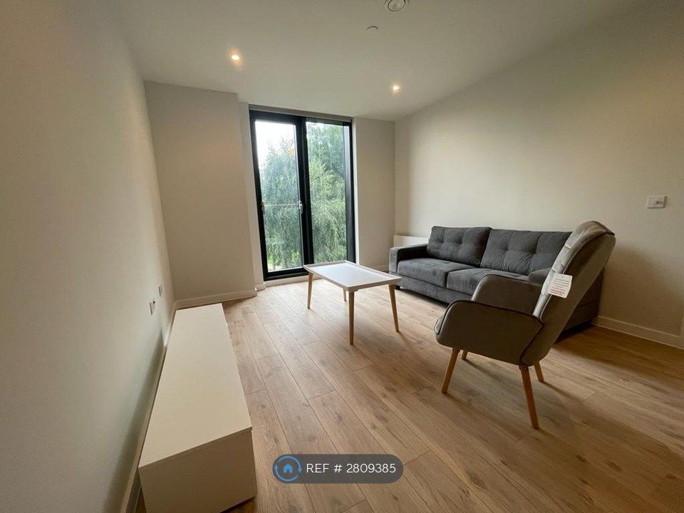 Property photo 2 of 12