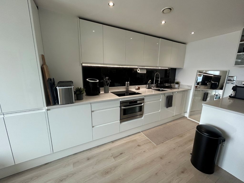 Property photo 1 of 7 Picture No. 06
