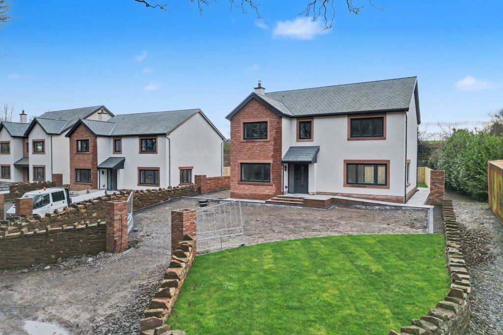 Property photo 1 of 26