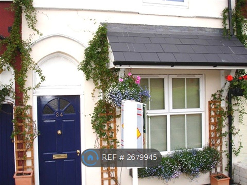 Property photo 2 of 23