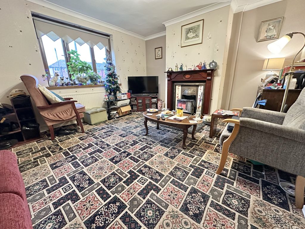 Property photo 3 of 26