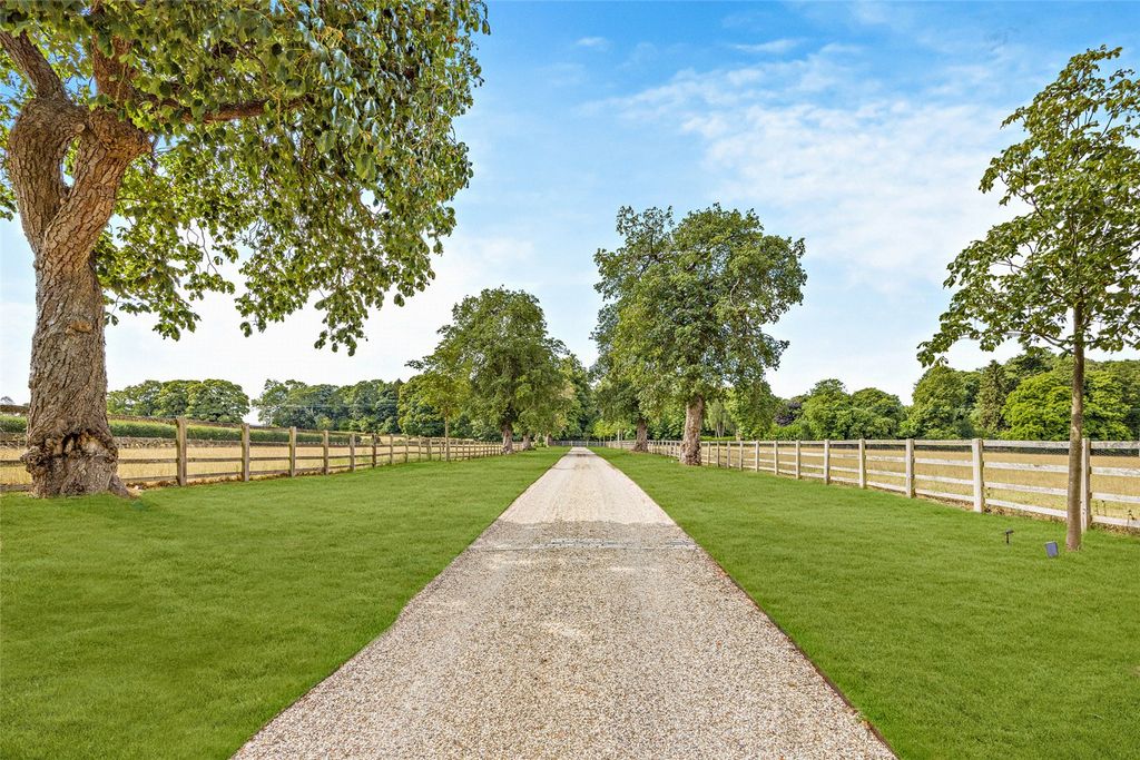 Additional image 15 of 5 bed detached house for saleHungerford Park, Hungerford, Berkshire RG17